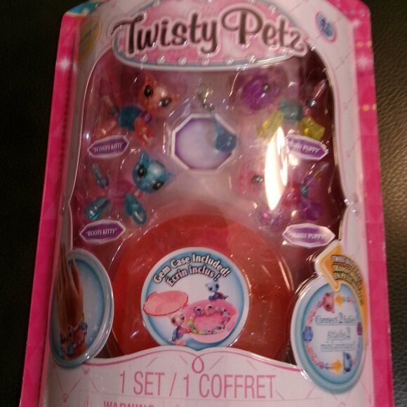 NWT Series 1 Twisty Petz Kitties and Puppies Babies Bracelet Set - Picture 4 of 9